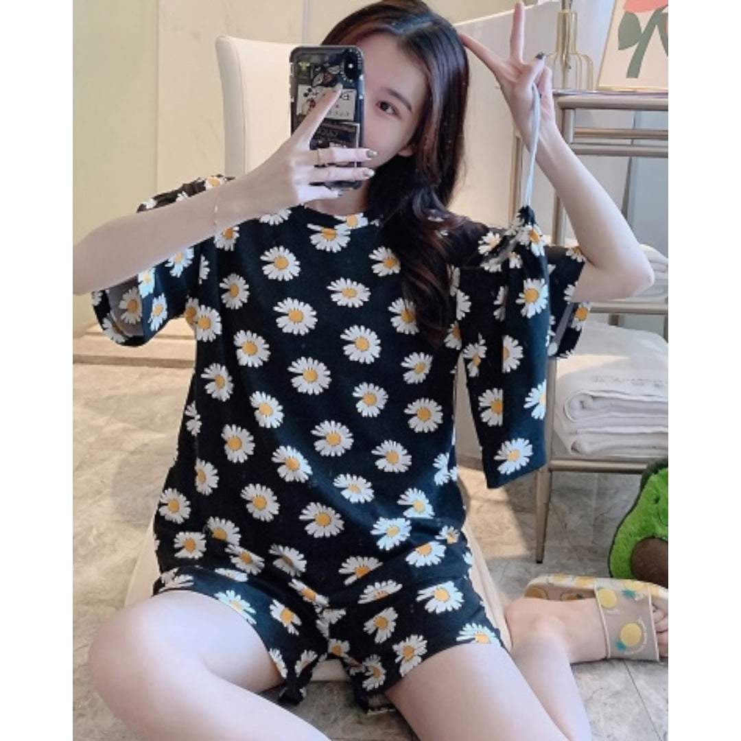 3 pajama one-pieces / 5 pajama top and bottom sets