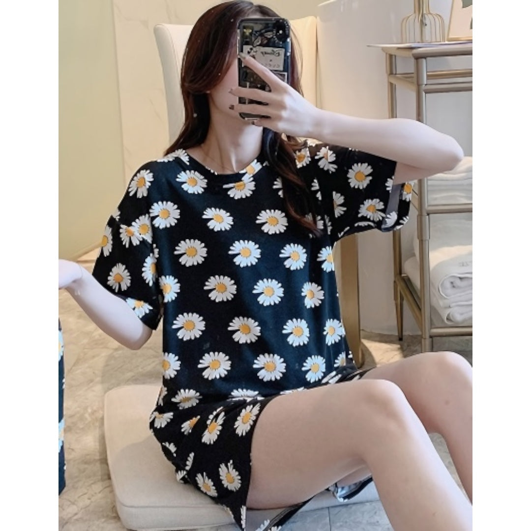 3 pajama one-pieces / 5 pajama top and bottom sets