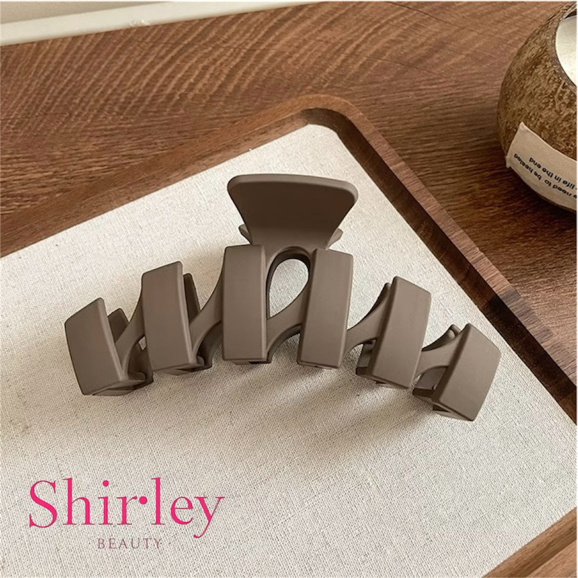 Shirley Croissant Hairpin